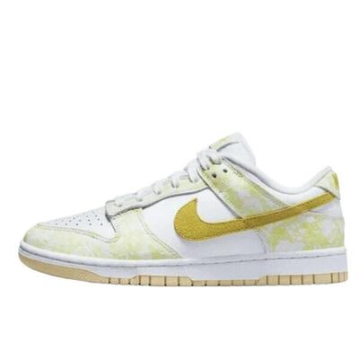 Schoenen dunk low yellow strike