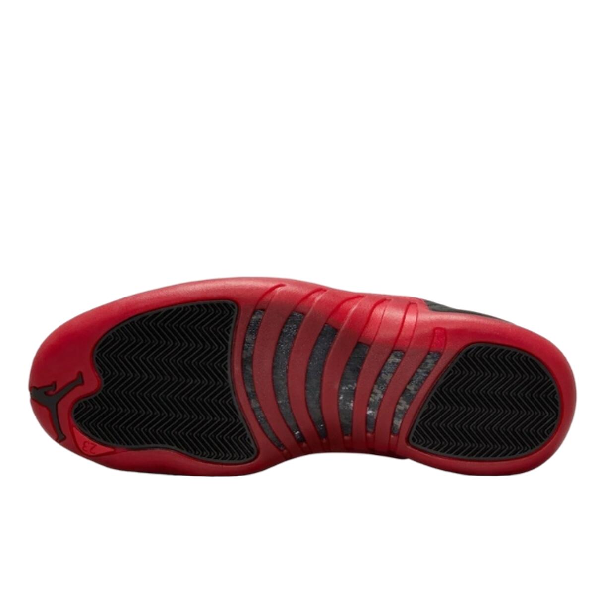 Chaussures  12 Retro Flu Game 4/4