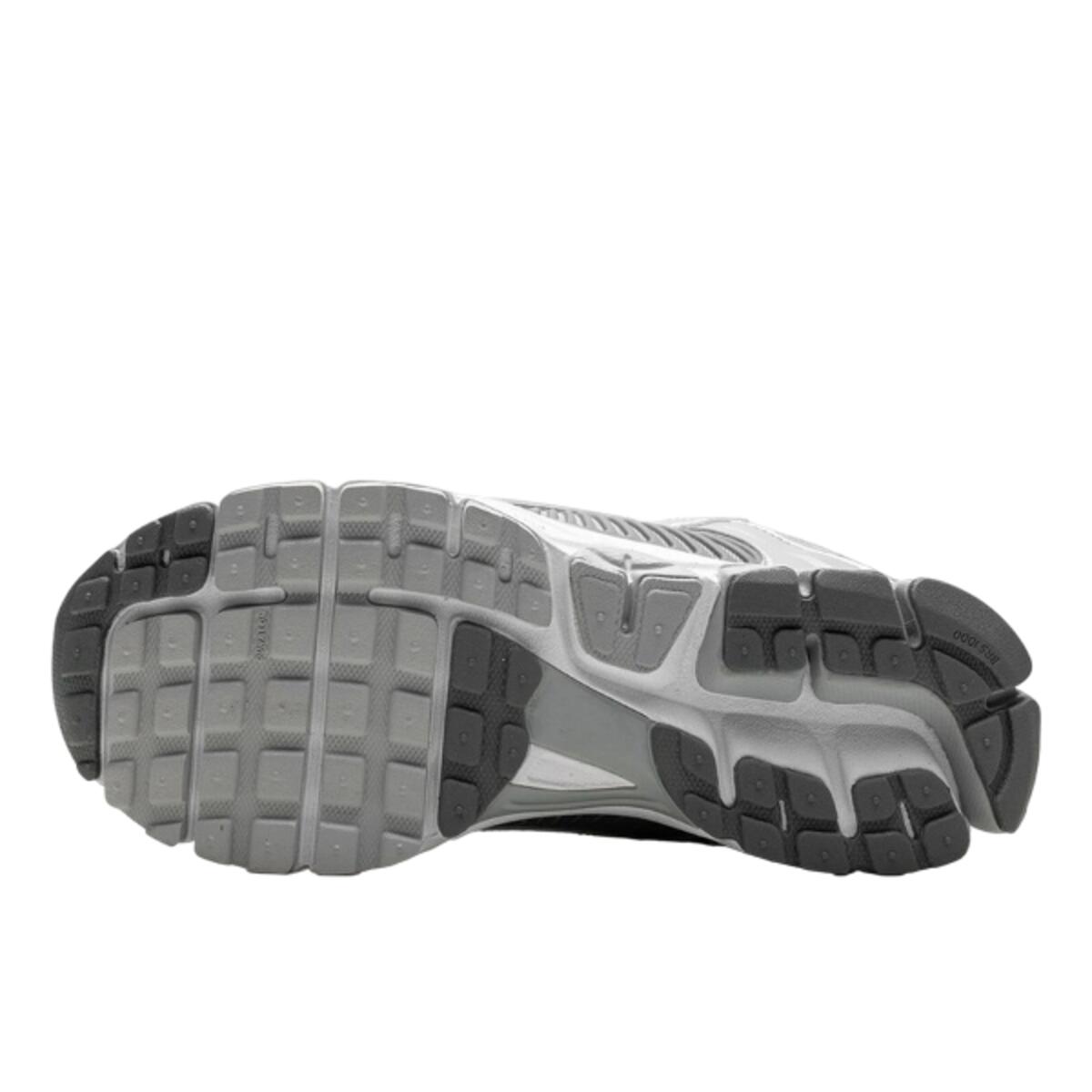 Schuhe  Zoom Vomero 5 Cool Grey 4/4