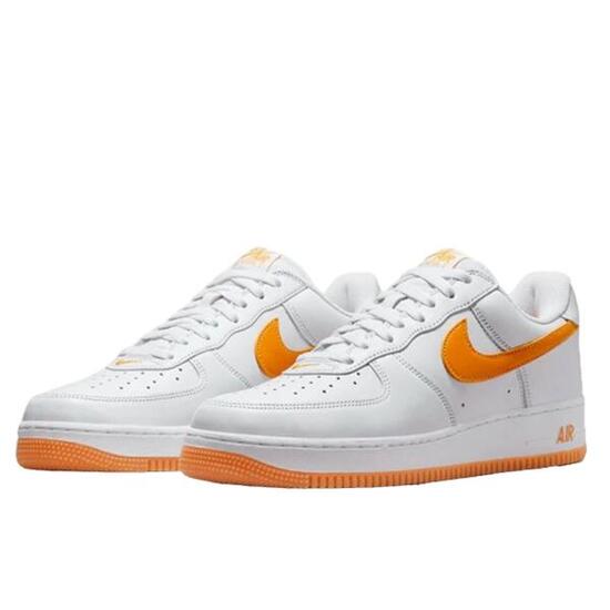Chaussures Air Force 1 Low Retro University Gold