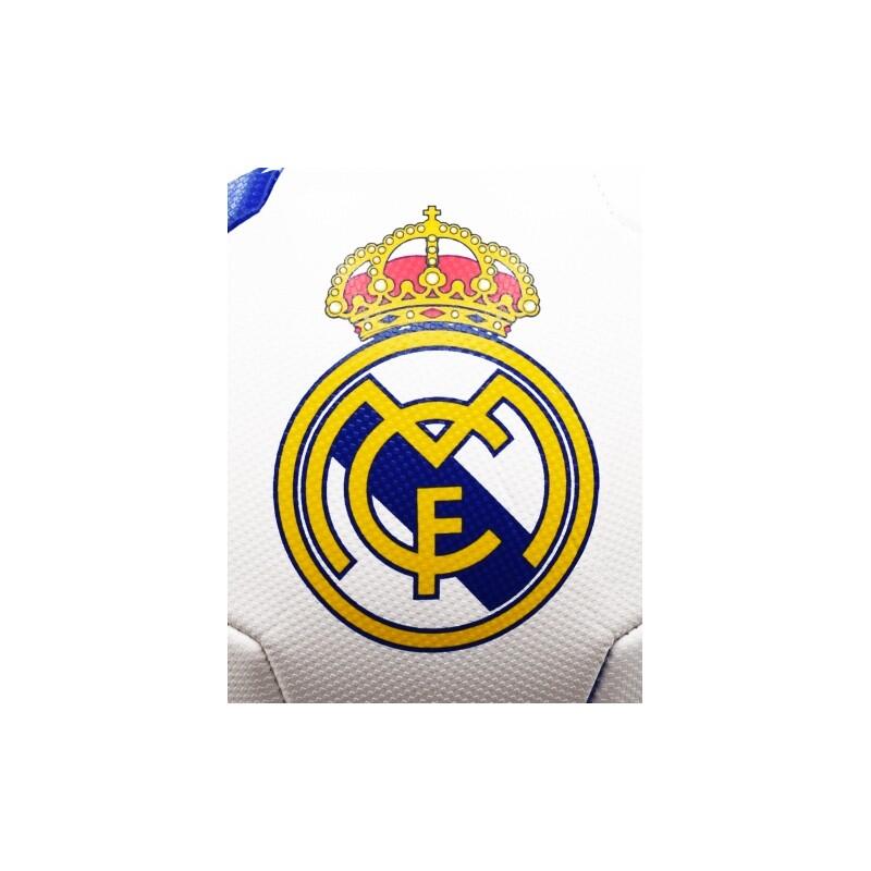 Weißer Real Madrid-Ball der Saison 2025/26 4/5