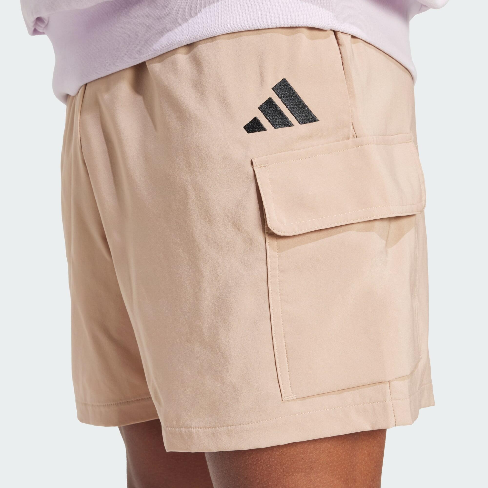 Short Essentials Small Logo Cargo Chelsea 5/6