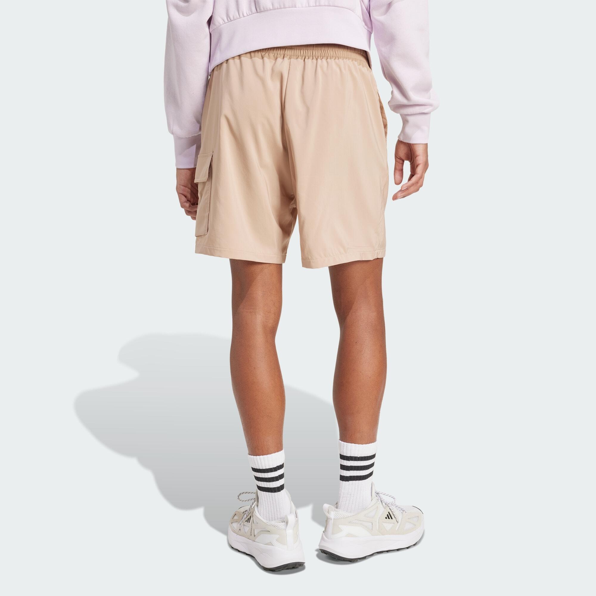 Short Essentials Small Logo Cargo Chelsea 3/6