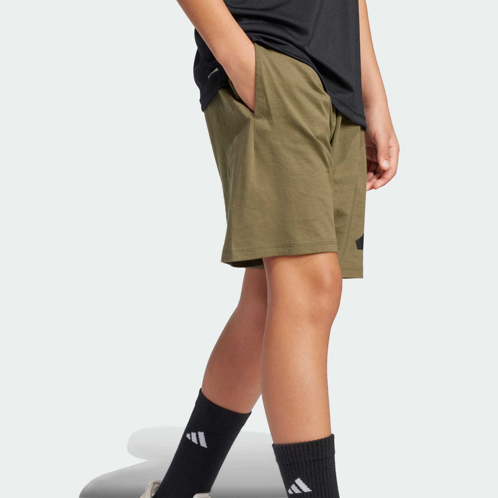 Short Essentials Junior 6/7