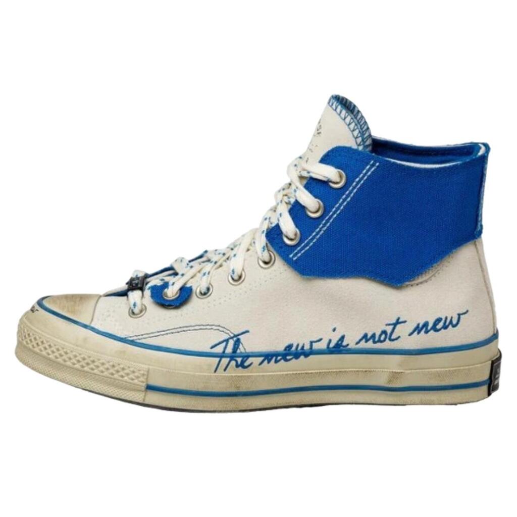 WHITE / BLUE / GREY