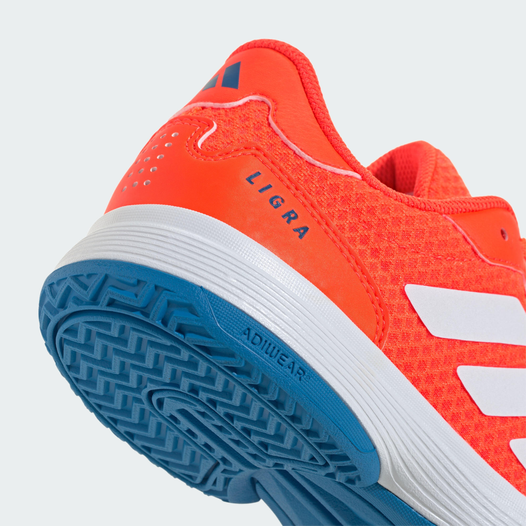 Zapatilla Ligra 8 Indoor (Adolescentes) | Decathlon