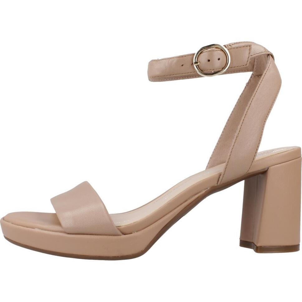 Sandały Clarks Model Ambyrlyn Bay Kolor Nago