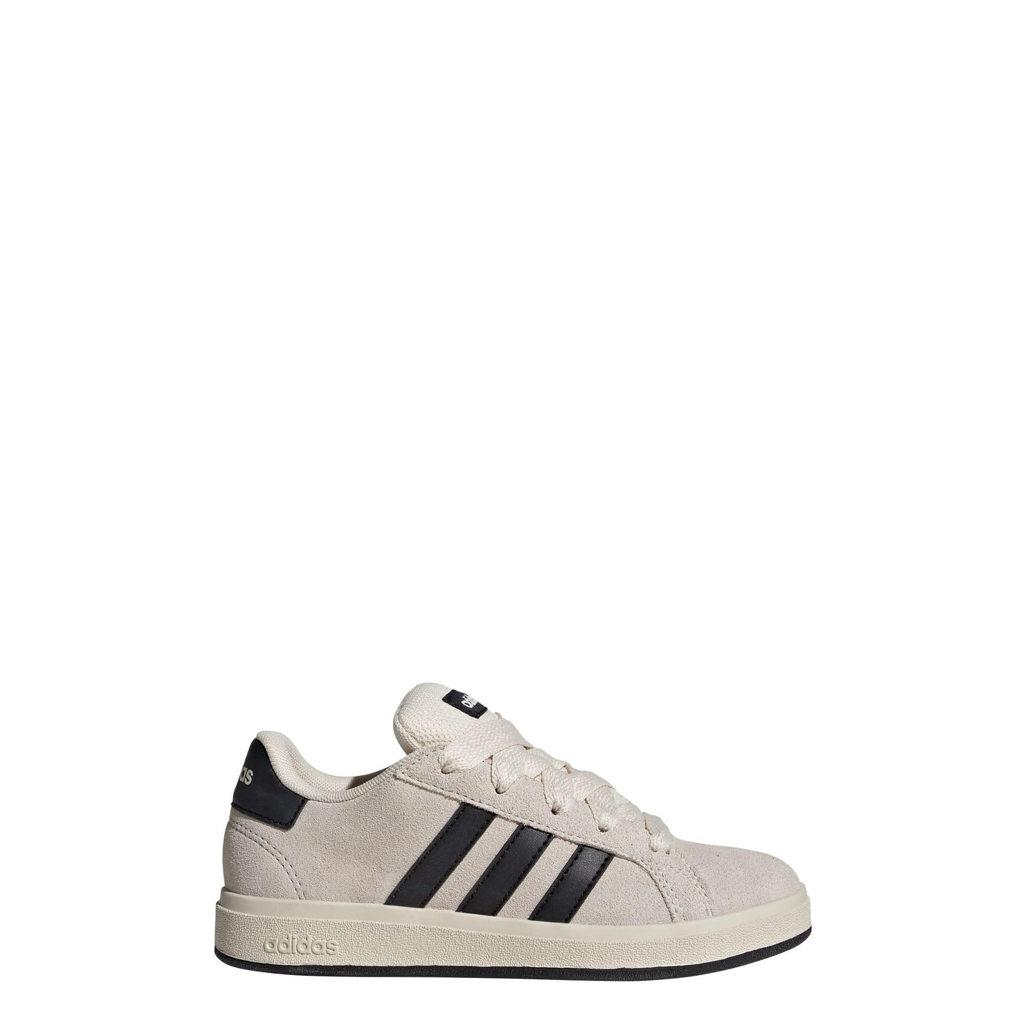 white / black / white