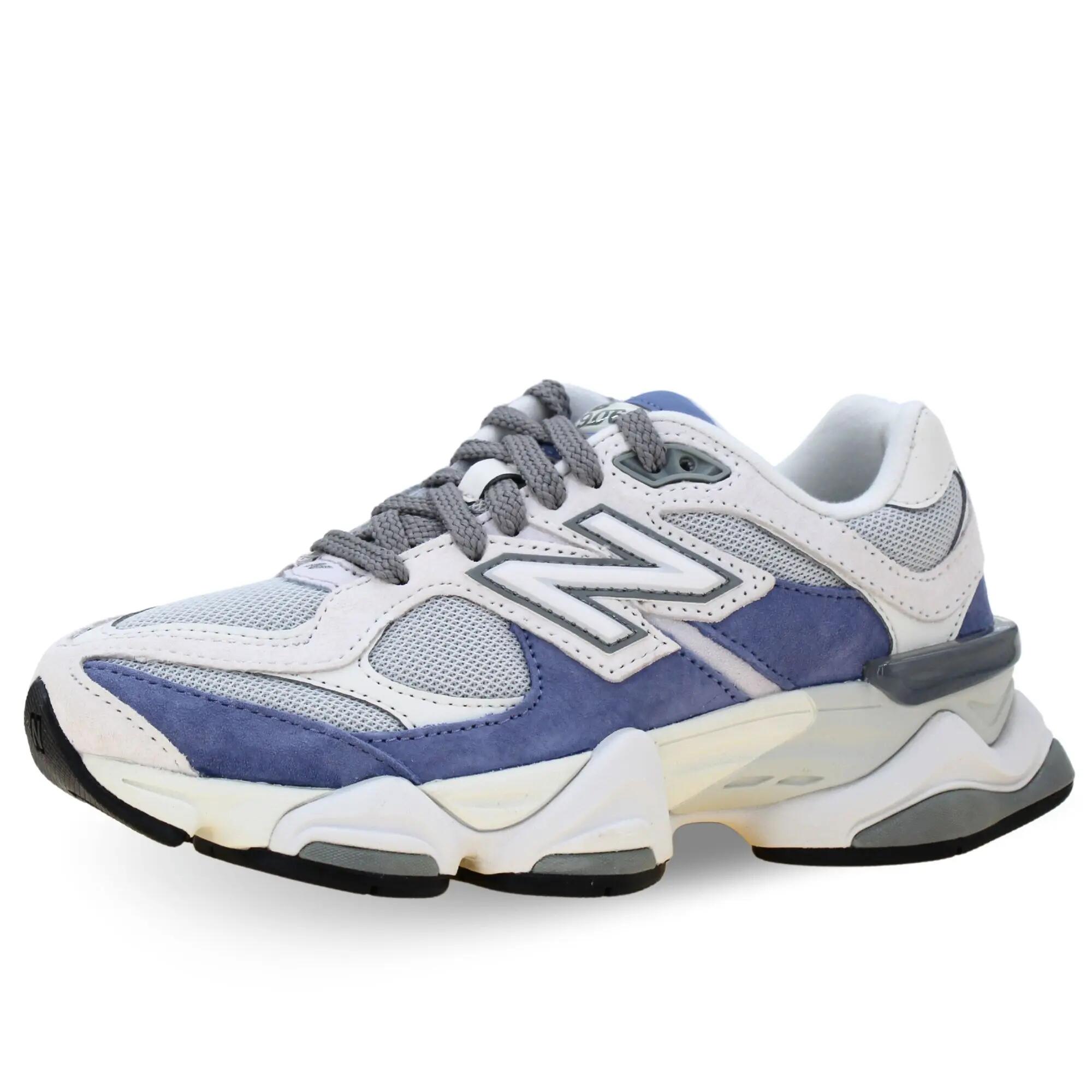 NEW BALANCE picture
