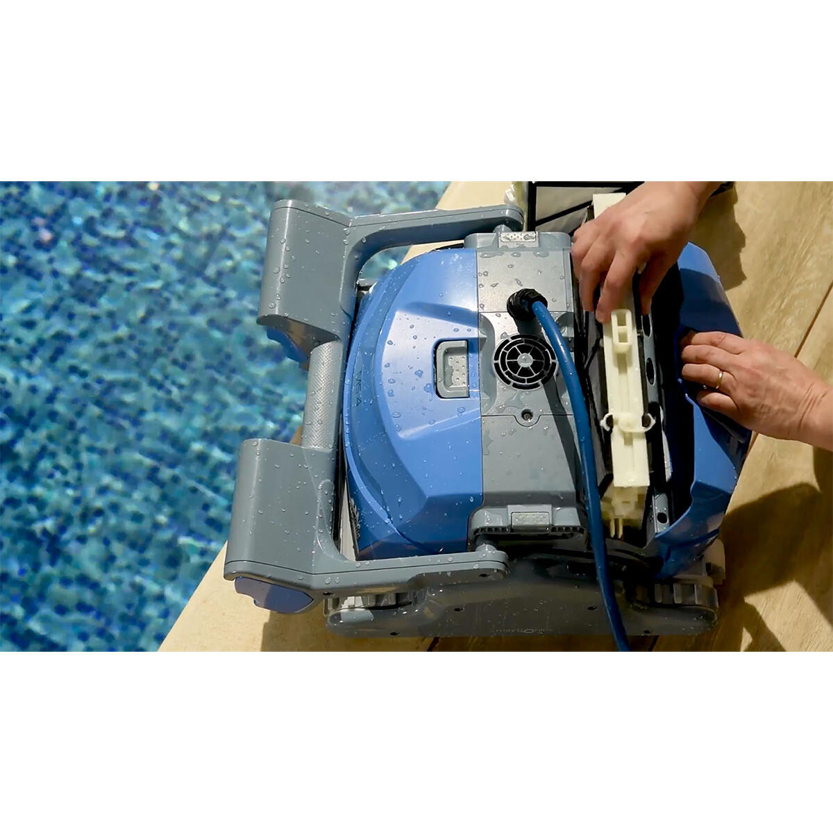 Robot electrique de piscine fond, parois et ligne d'eau avec chariot 3/5