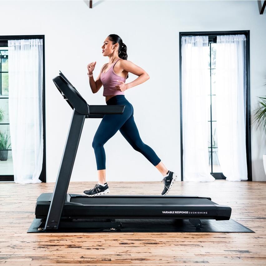 Horizon T101 @Zone Treadmill 3/7