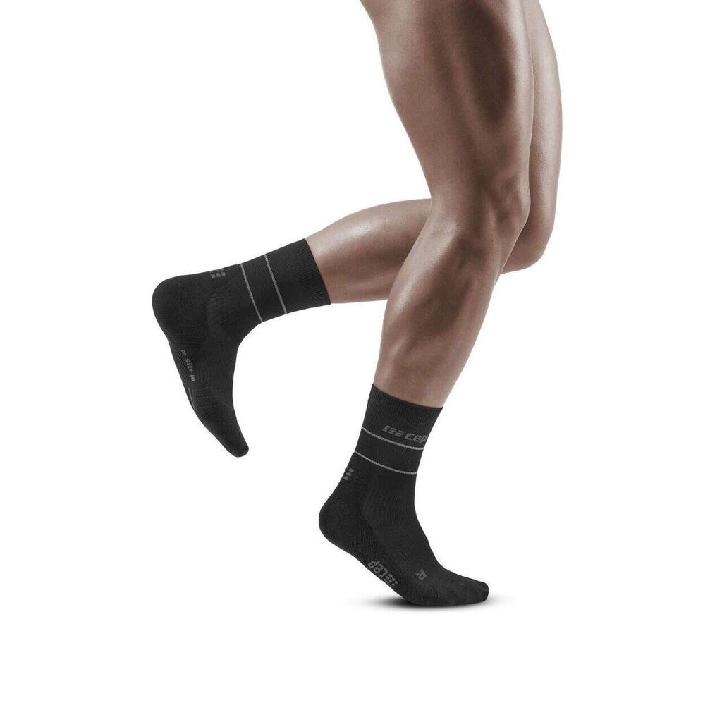 Mid-calf compression socks CEP Compression Reflective