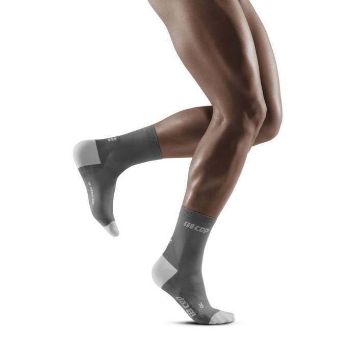 CEP Ultralichte korte compressiesokken CEP Compression