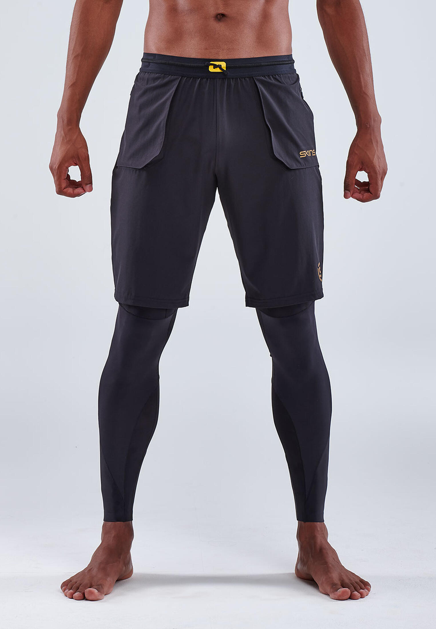 Skins Series-5 Travel & Recovery Mens Black Tight Shorts 2/5
