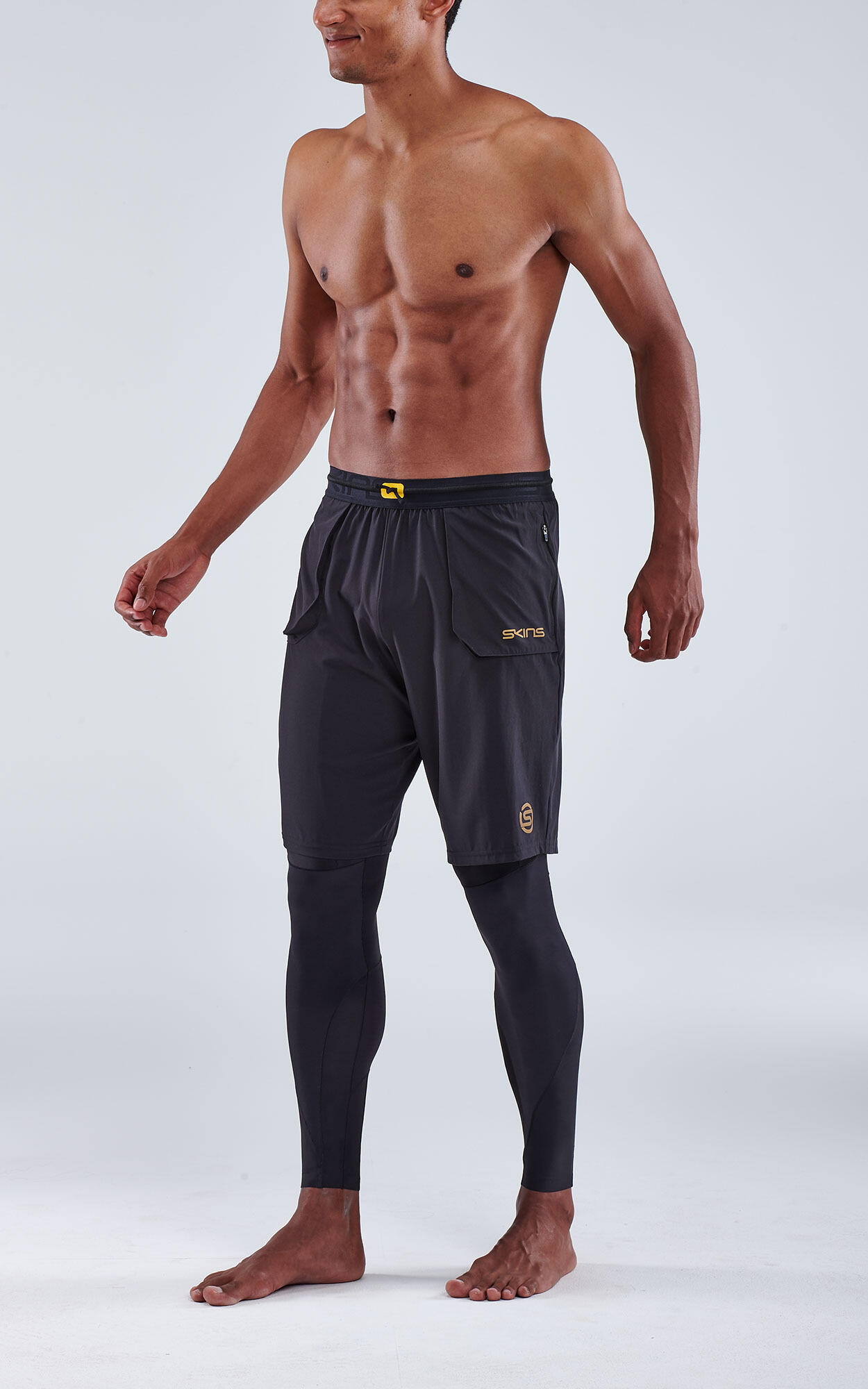 Skins Series-5 Travel & Recovery Mens Black Tight Shorts 5/5