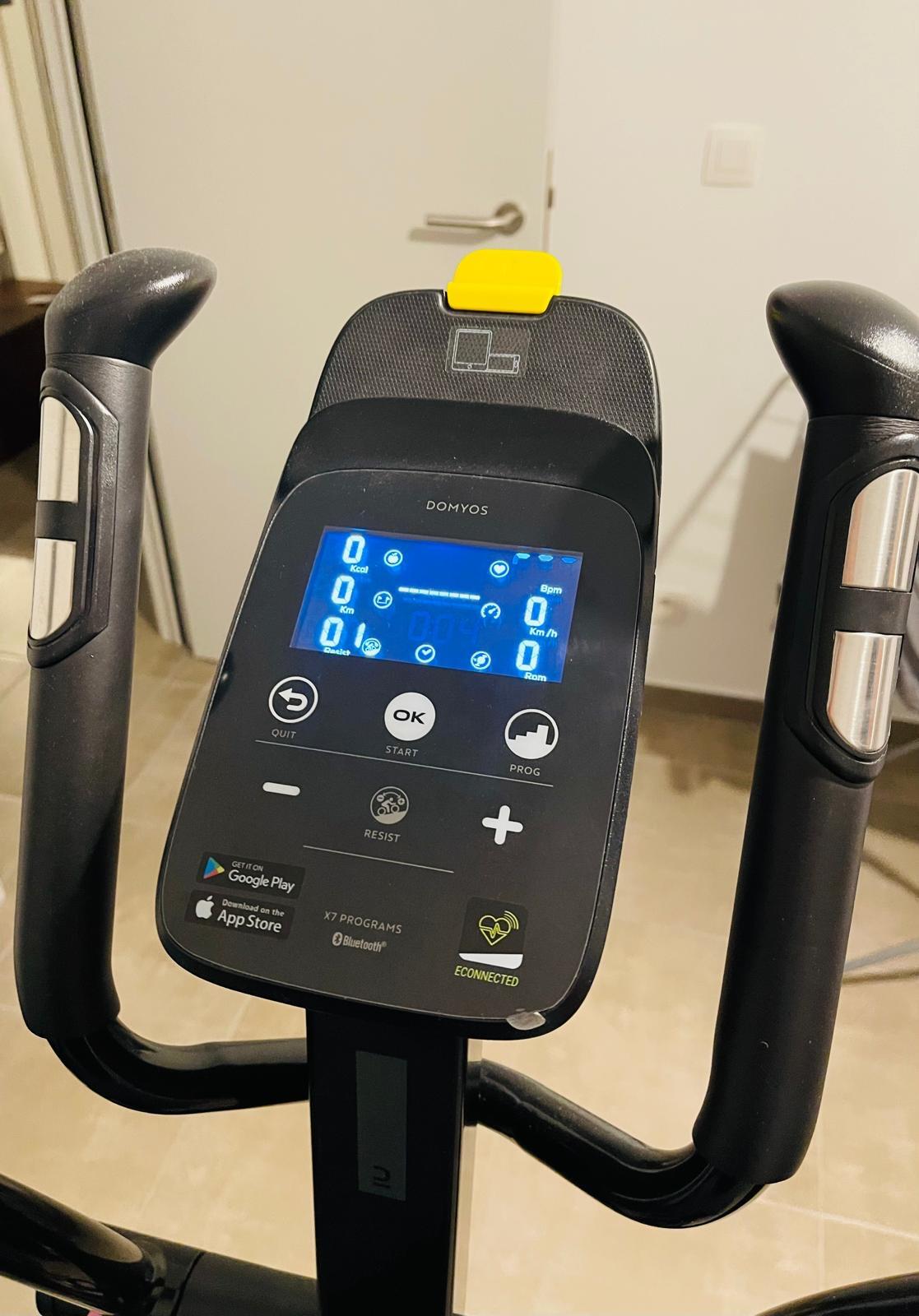 Entre Particuliers - Vélo elliptique EL520B auto-alimenté et connecté 2/4