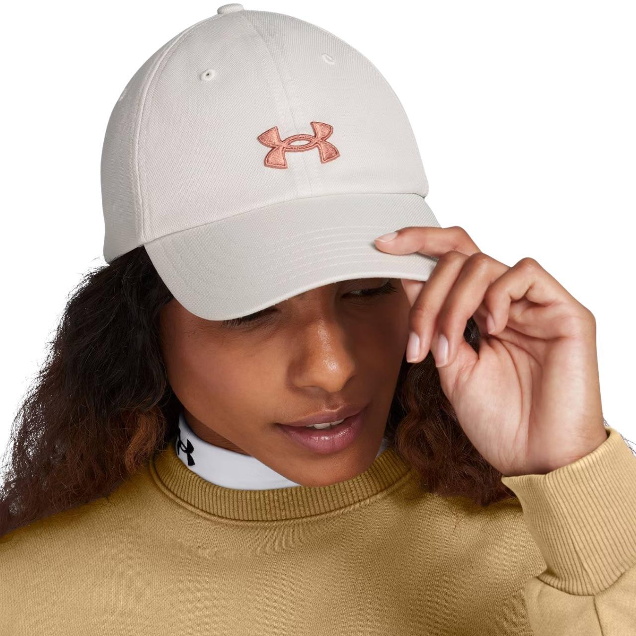 UNDER ARMOUR picture