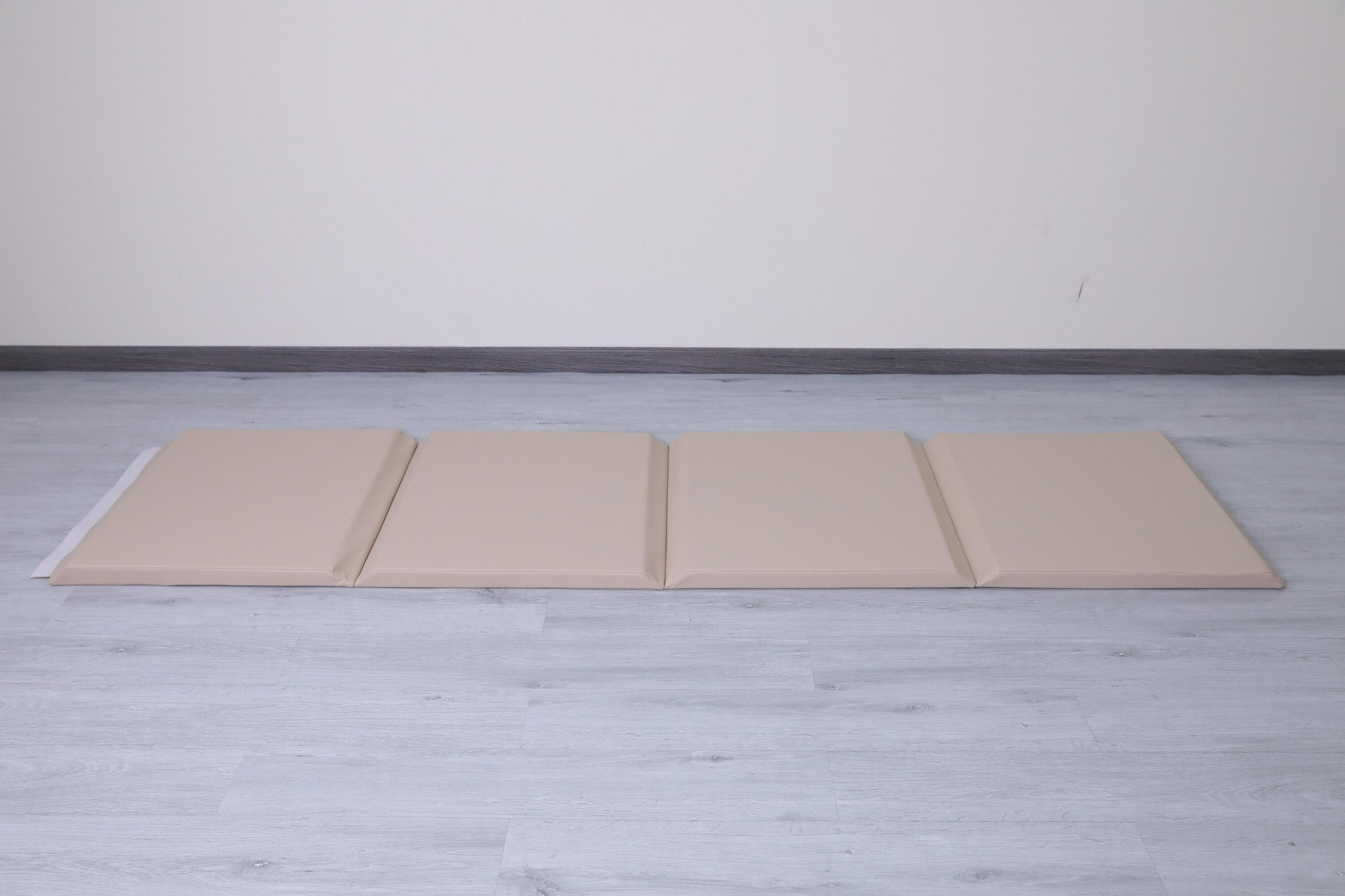 Gymnastikmatratze 2in1 Spielcontainer 240x60x4 cm vierteilig - weiß und beige 6/7