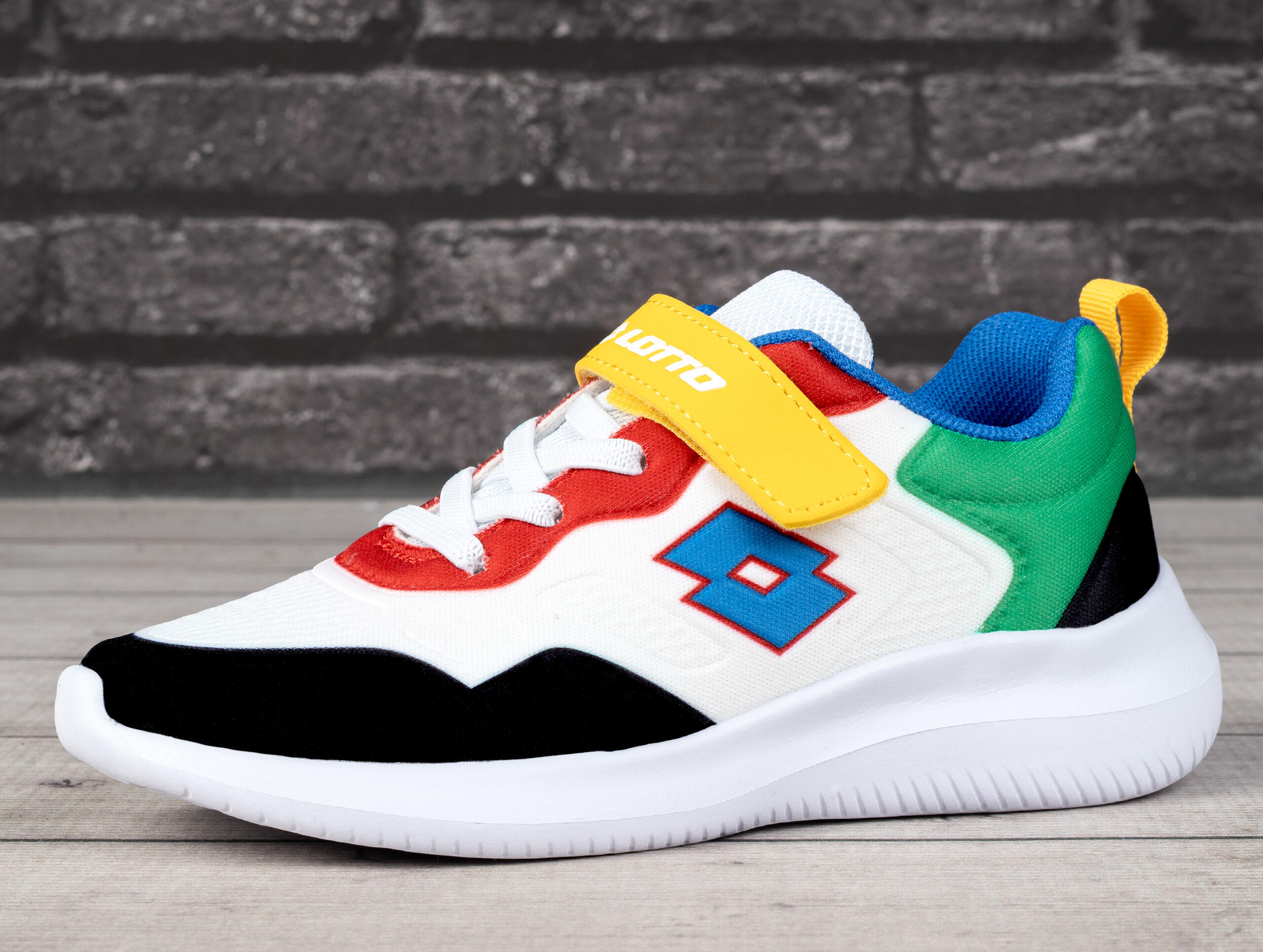 Buty chłopięce sportowe na rzep Lotto RITMO 3/7
