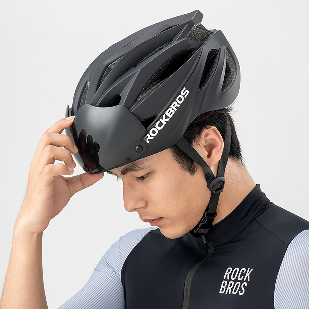 Rockbros fietshelm met vizier, afneembare bril met UV-bescherming 4/7