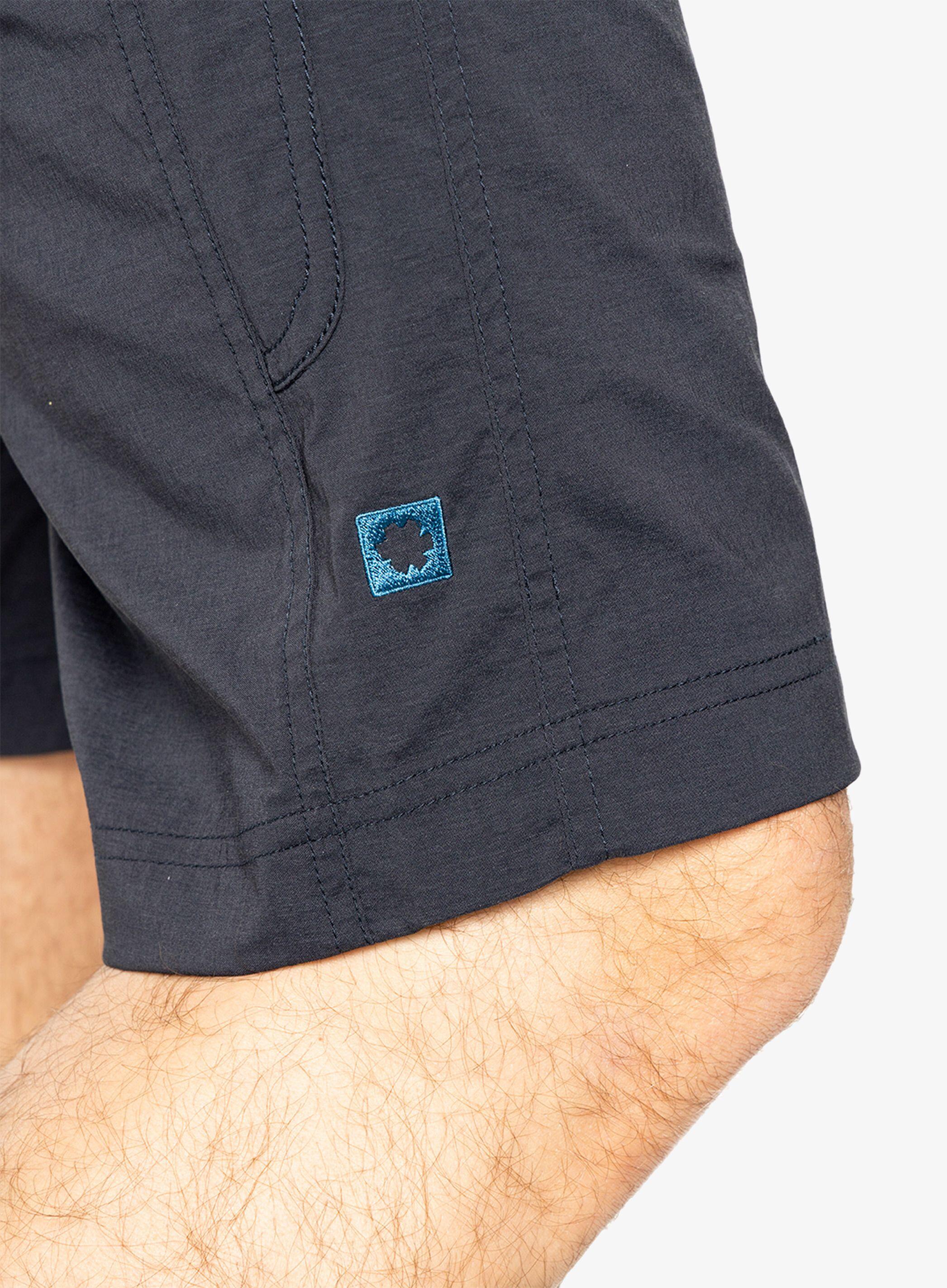 Cazadora escalade hombre Ocún Mania – 93% nylon, 7% elastano, 4 bolsillos 5/7