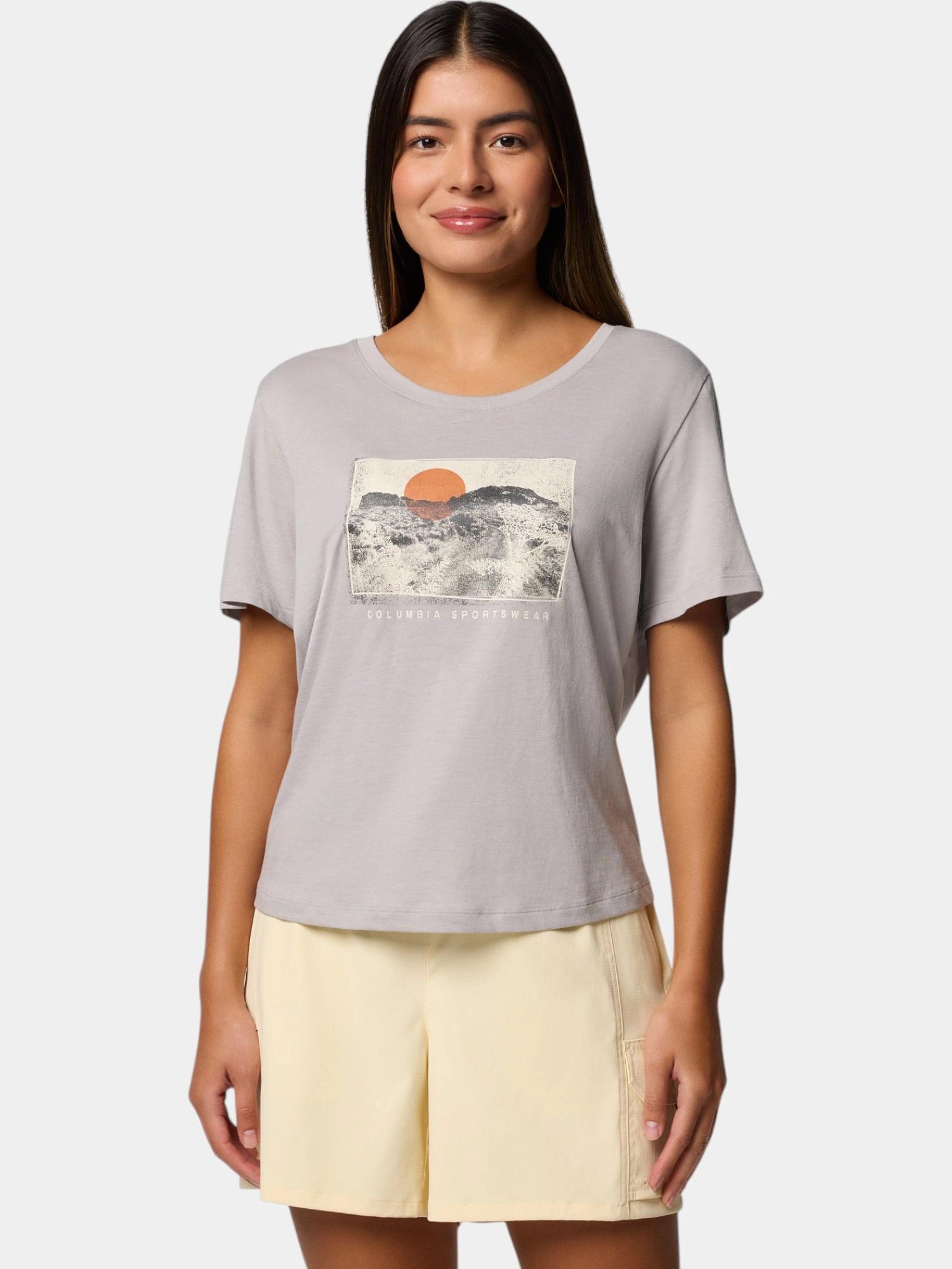 Tricou cu maneci scurte Ruby Springs Graphic Scoop Neck Short Sleeve Shirt femei