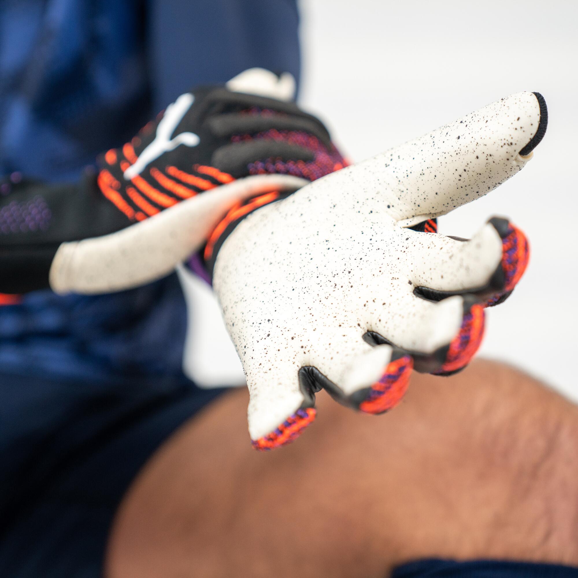 FUTURE Ultimate NC Football keepershandschoenen PUMA 5/7