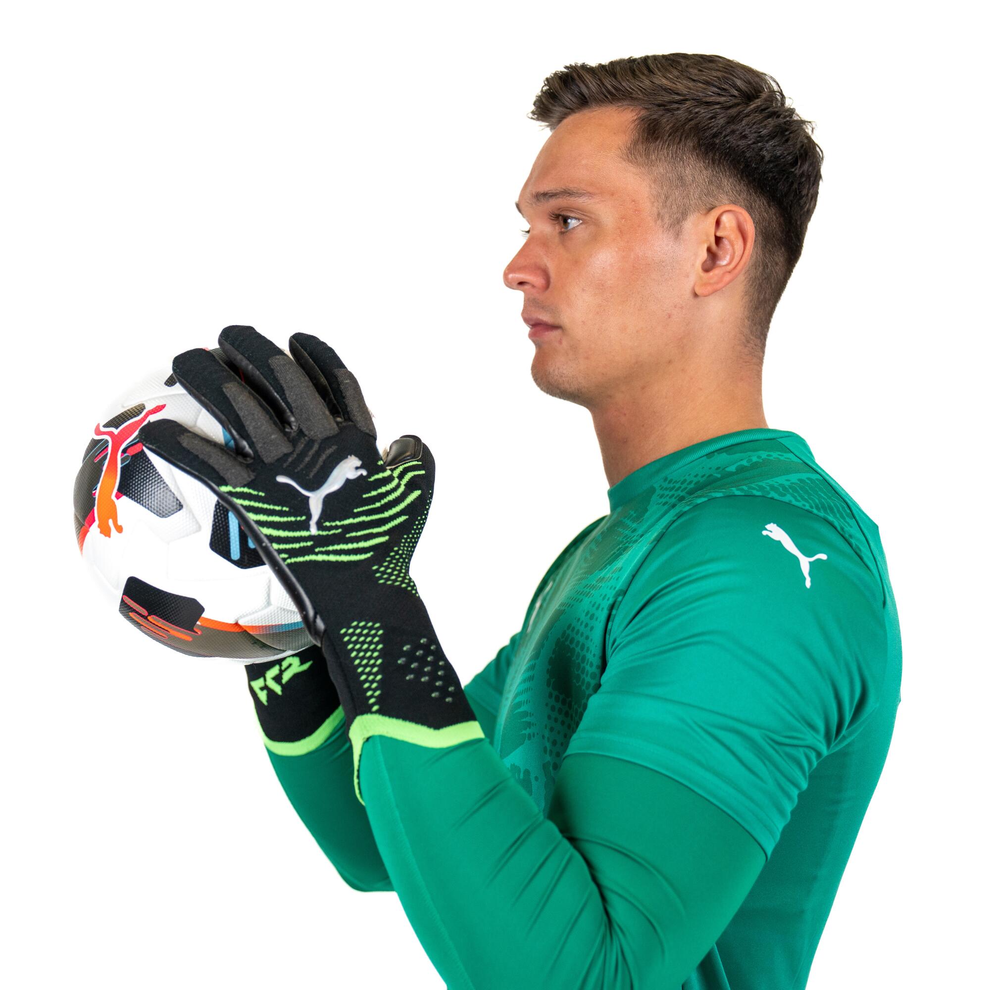 PUMA FUTURE Ultimate NC Football Goalkeeper Gloves PUMA