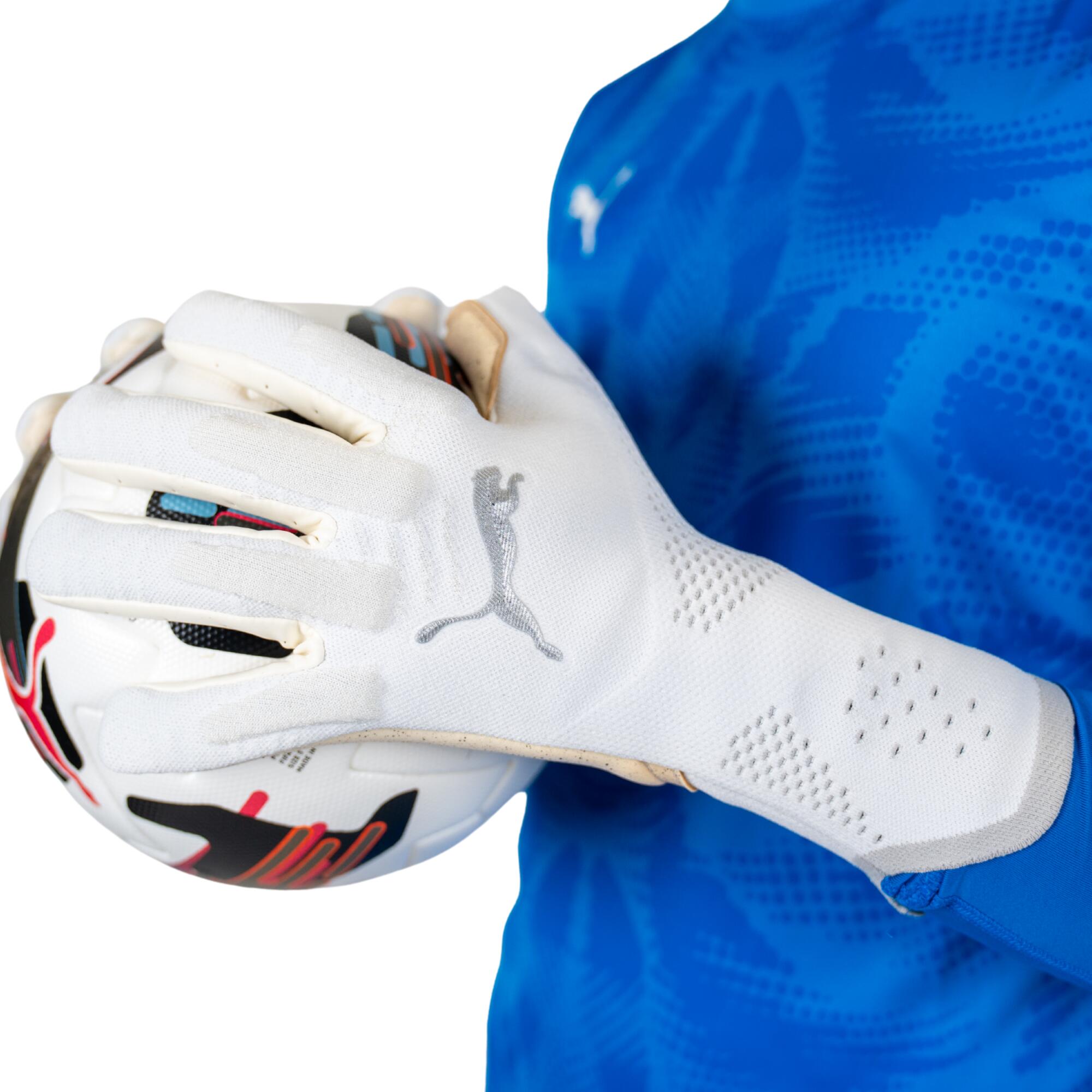 FUTURE Ultimate NC Football keepershandschoenen PUMA White Silver Metallic 4/6