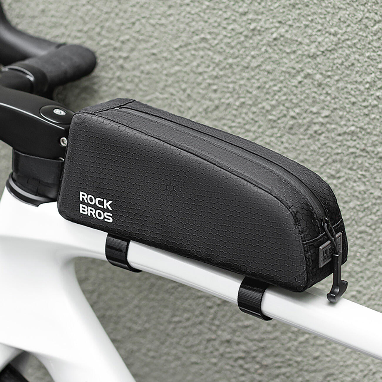 Cyklistická taška Rockbros na rám 0,9l 7/7
