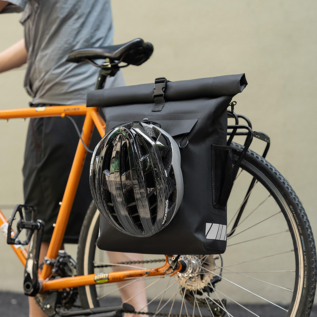 Cyklistická brašna Rockbros s funkcí batohu 6/7