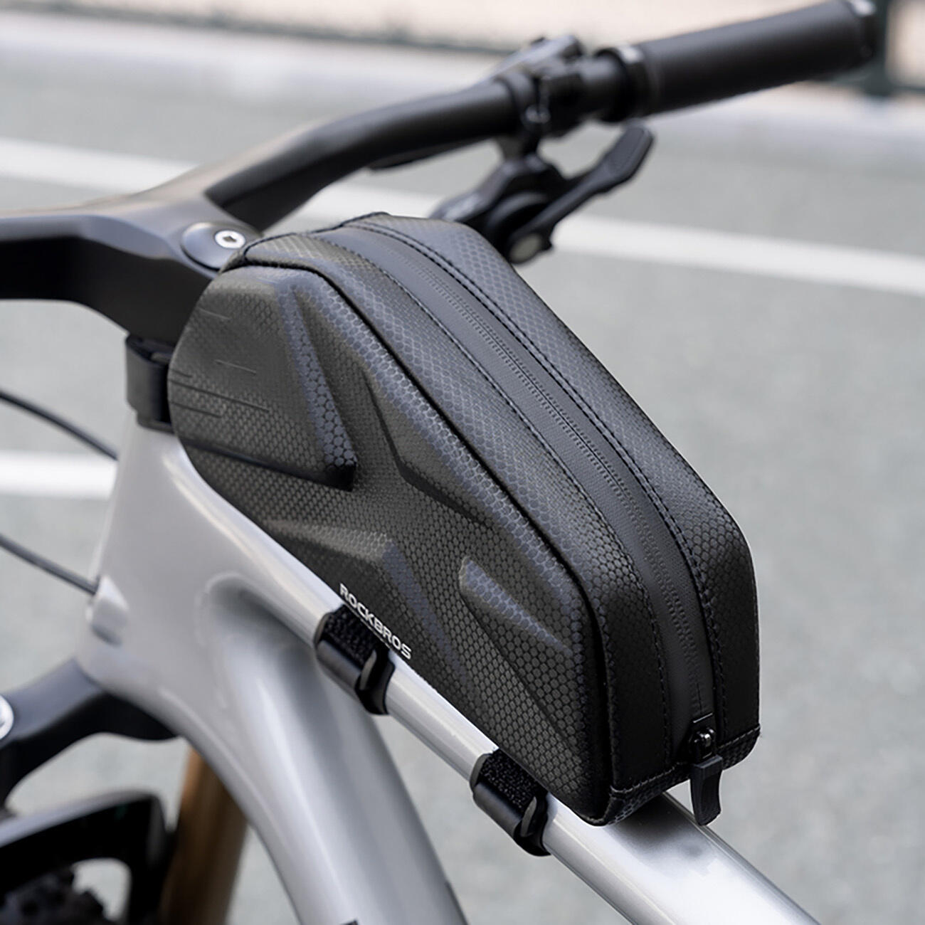 Cyklistická taška Rockbros na rám 1,4l 6/7