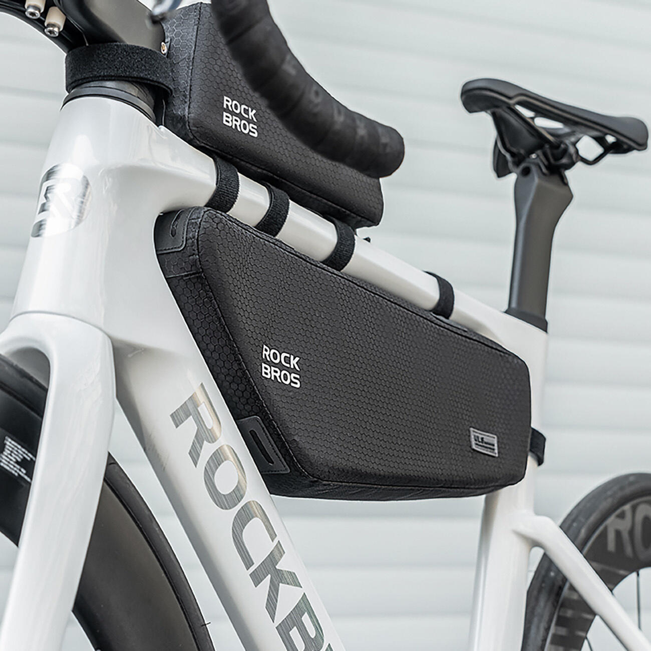 Cyklistická taška Rockbros na rám 2,9l 3/7