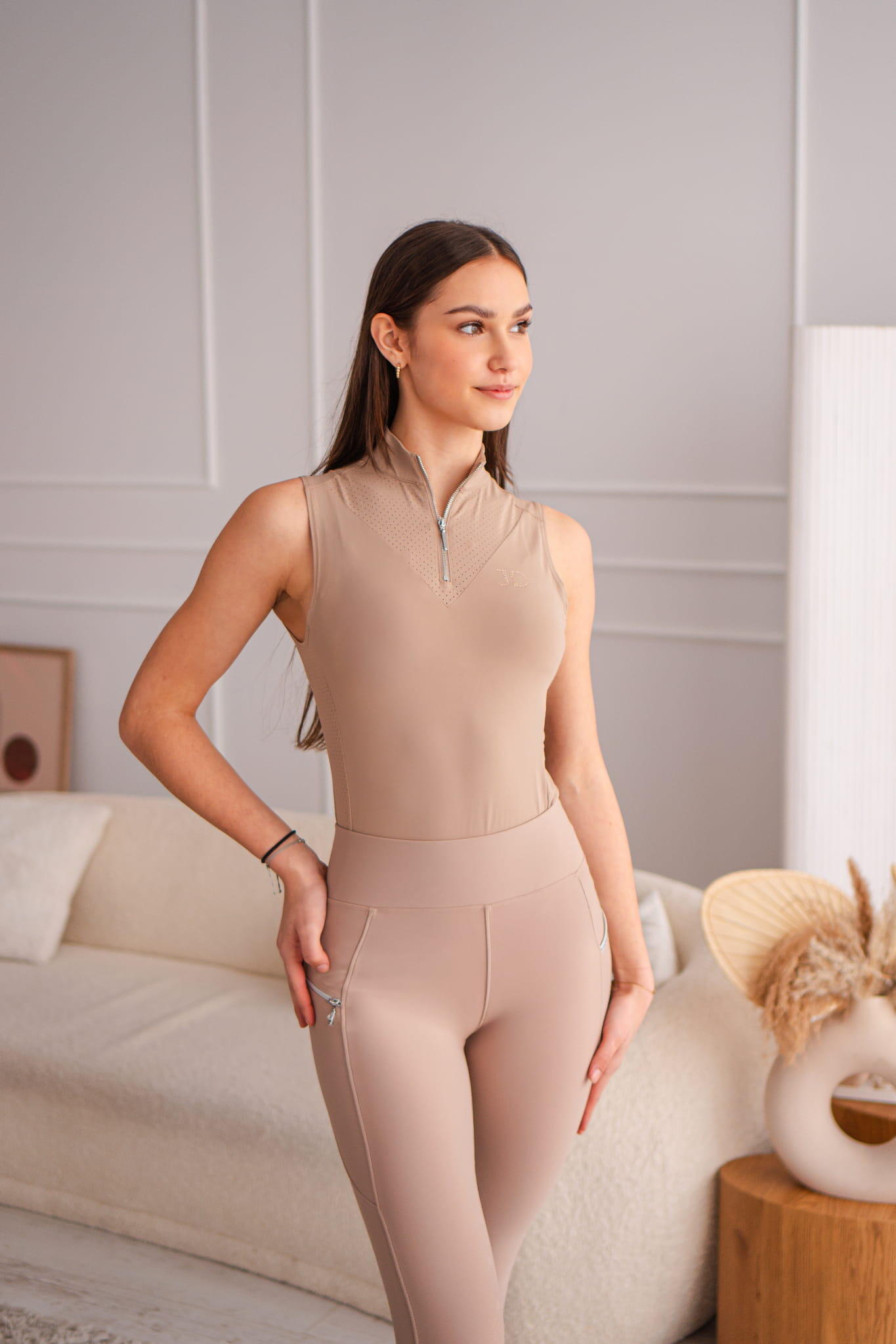 Stella riding top