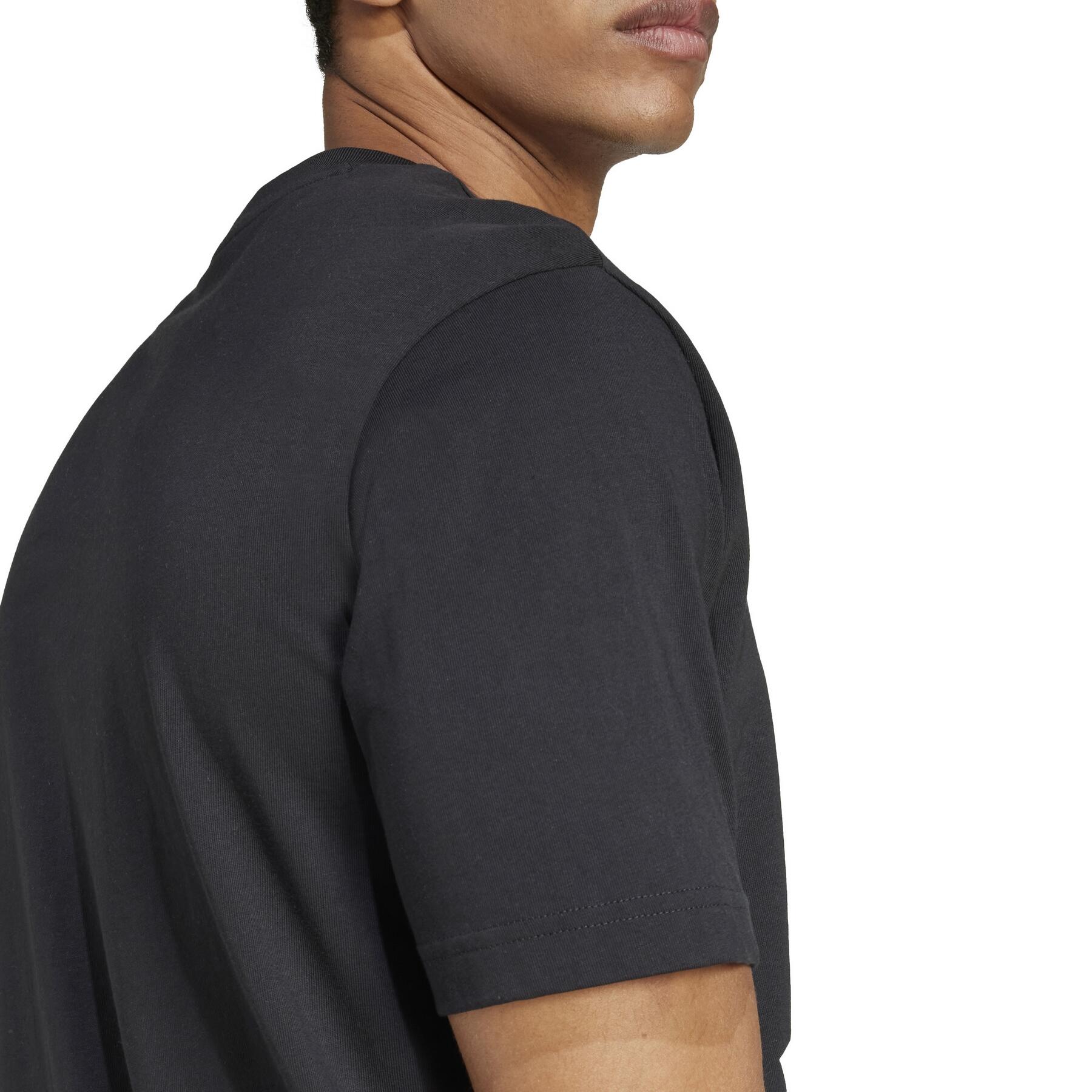 Camiseta Essentials Big Logo 6/6