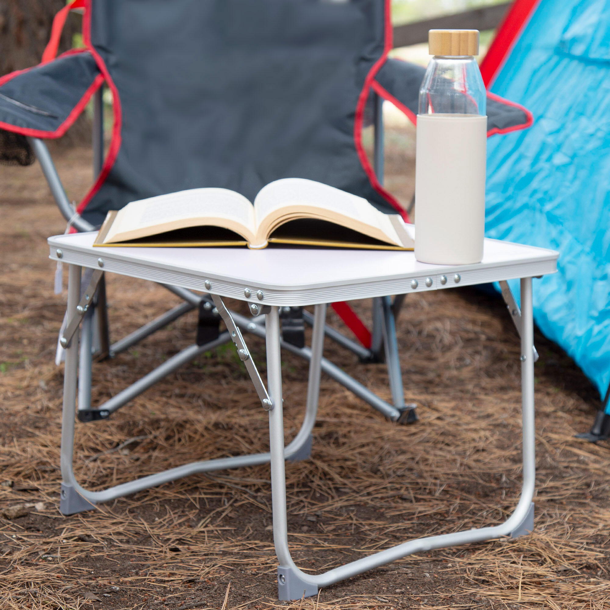Petite table de camping pliante mauve, anti-bascule et ultra-légère Aktive 2/7