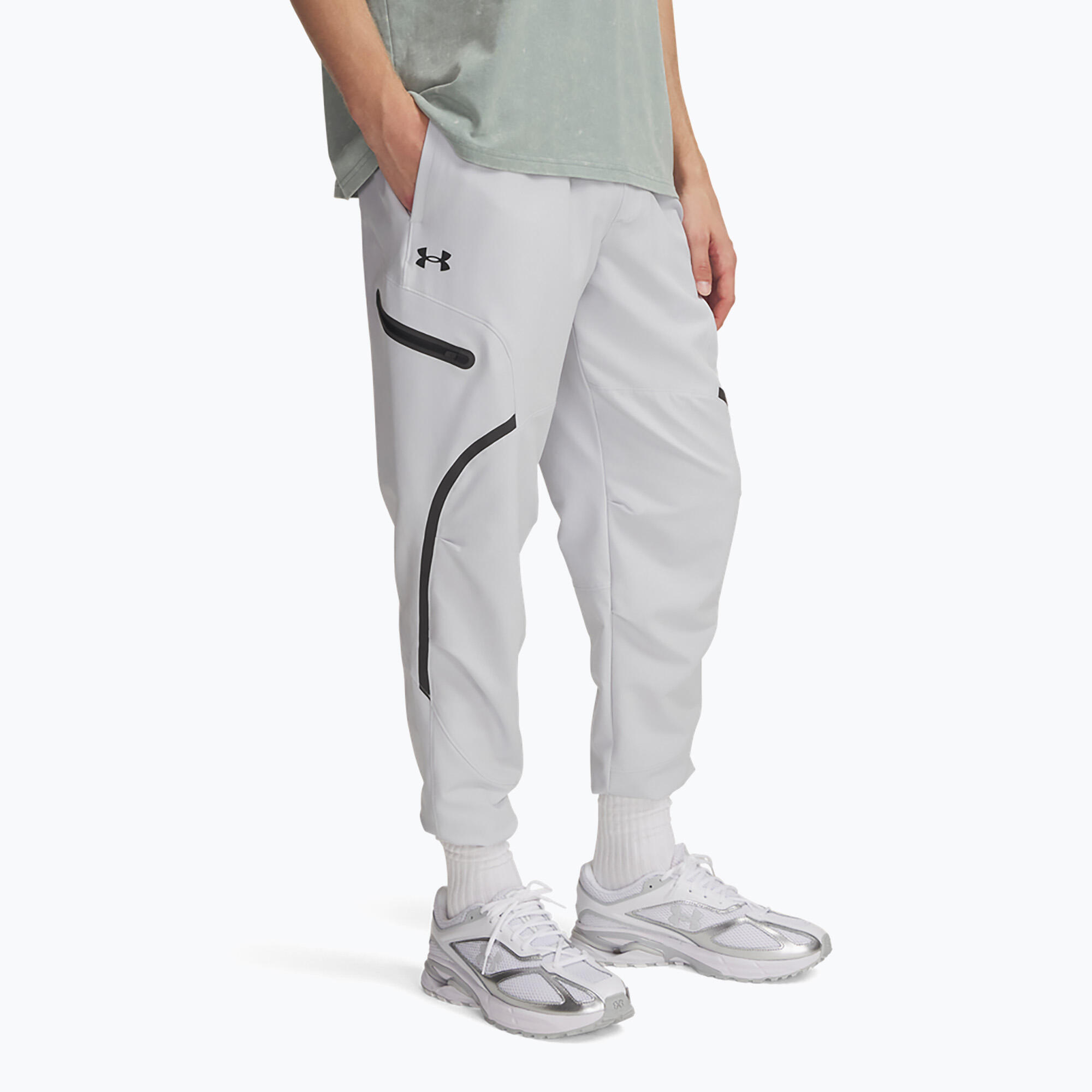 UNDER ARMOUR picture