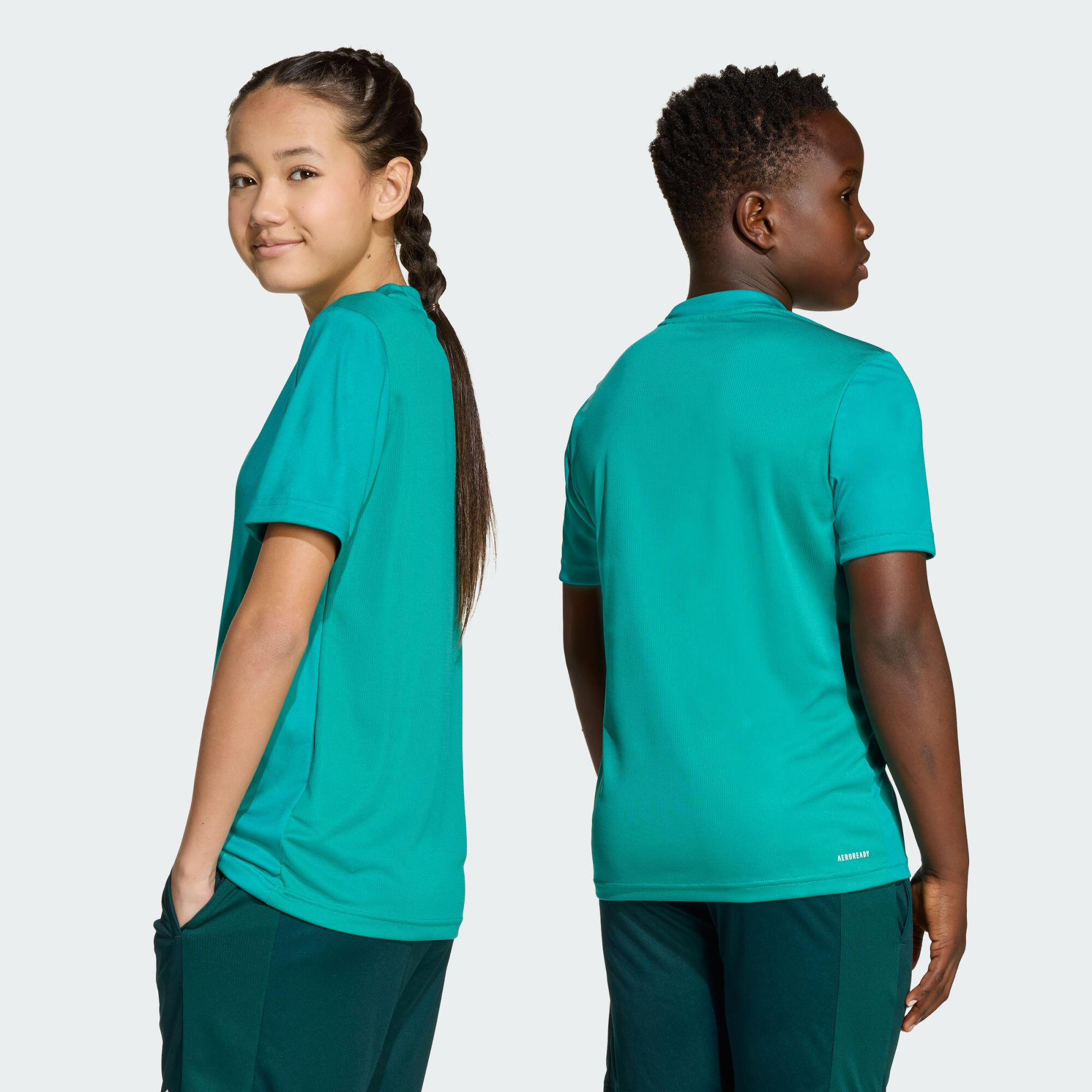 T-shirt coupe standard à logo Train Essentials Enfants 3/5