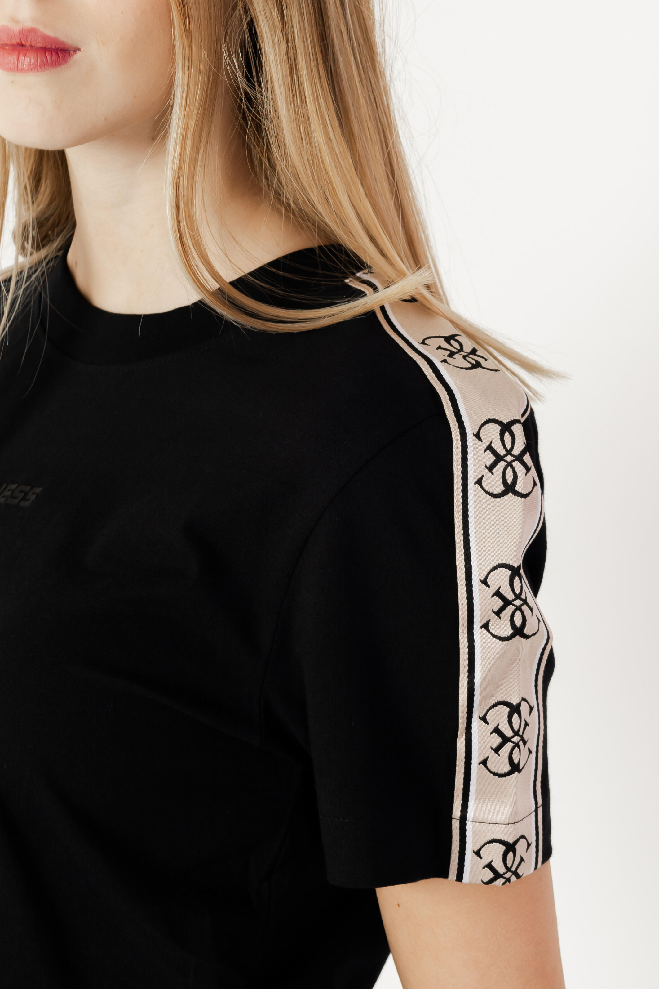 t-shirt crop top BRITNEY CROP TEE FEMME NOIR 2/5