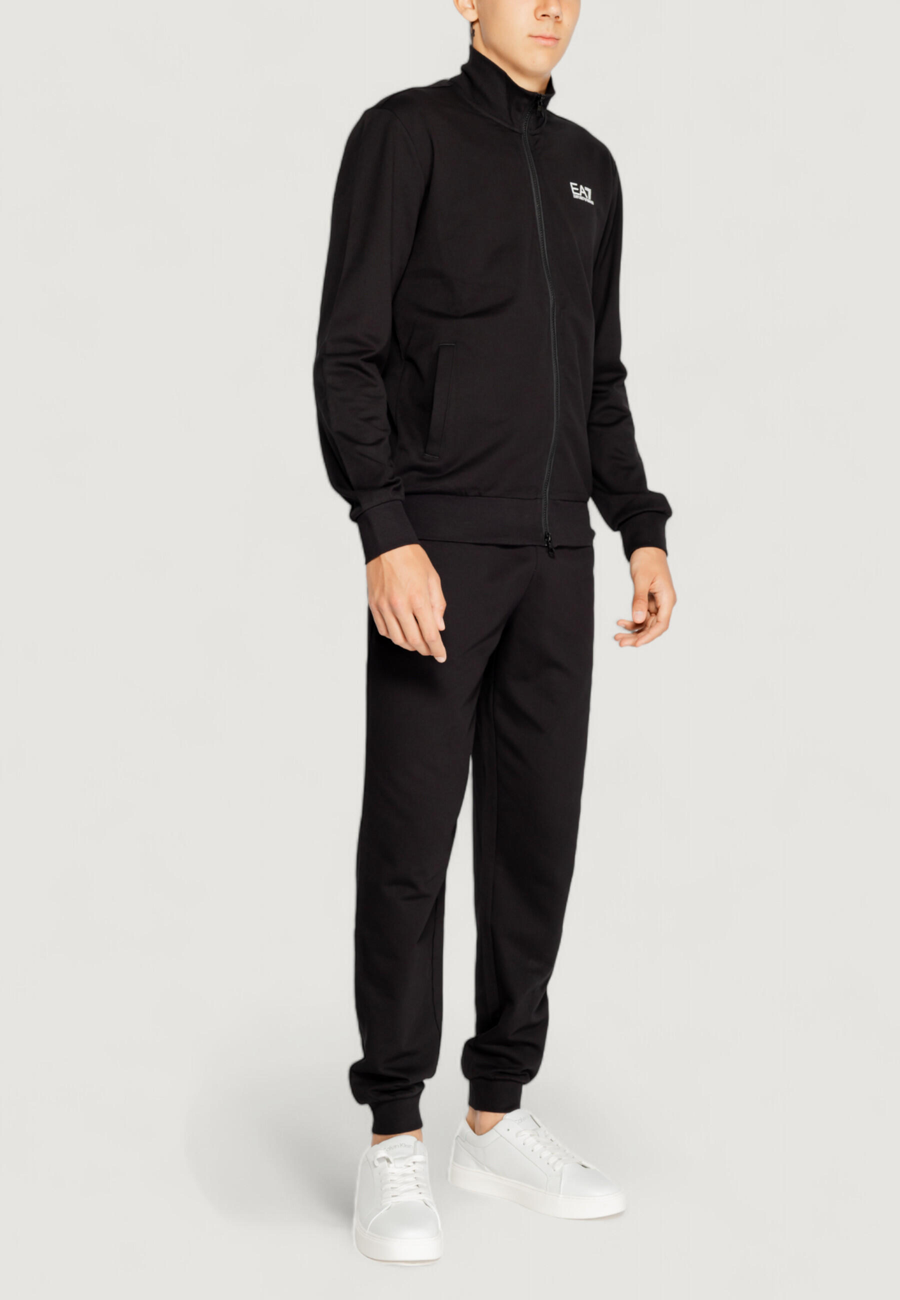 survêtement  HOMME NOIR 4/4