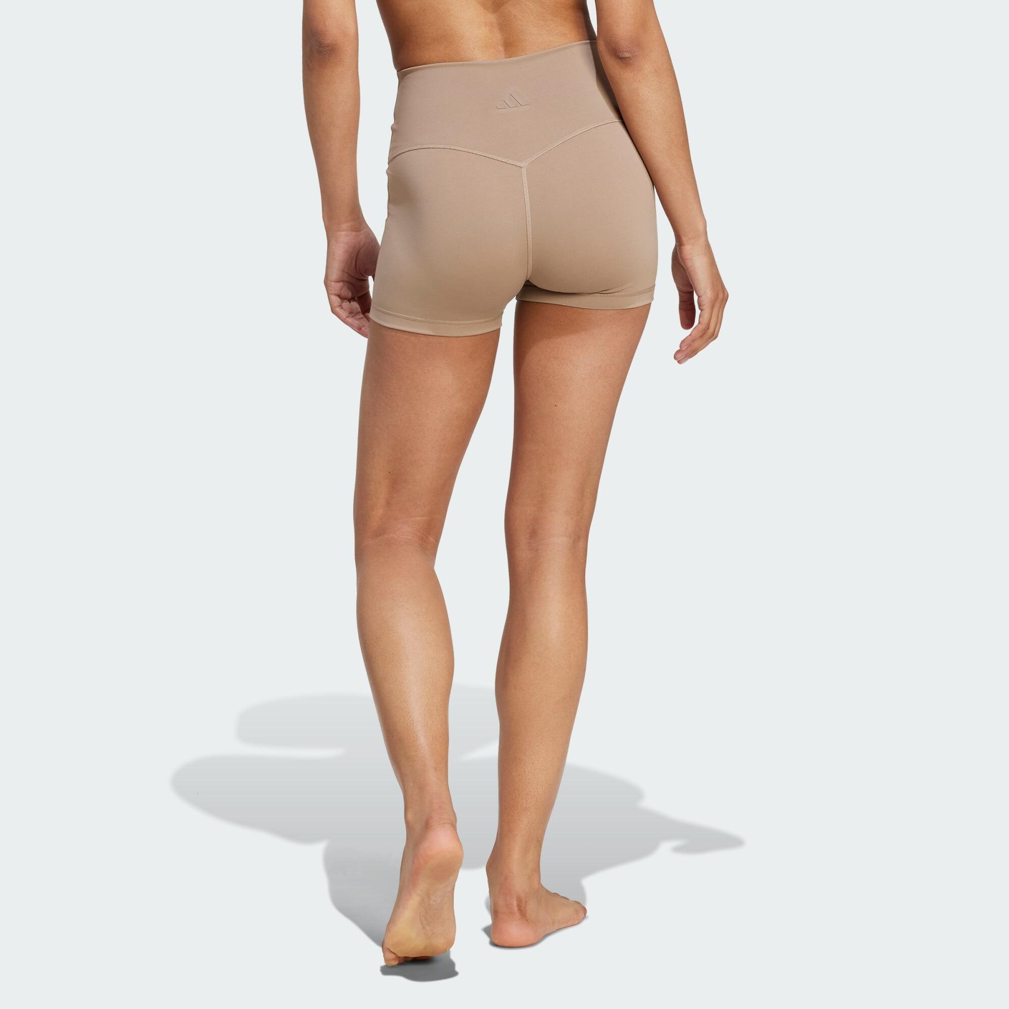 All-Me Sculpt Booty Short Leggings 3/5