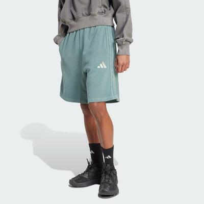All szn french terry washed 8 inch short