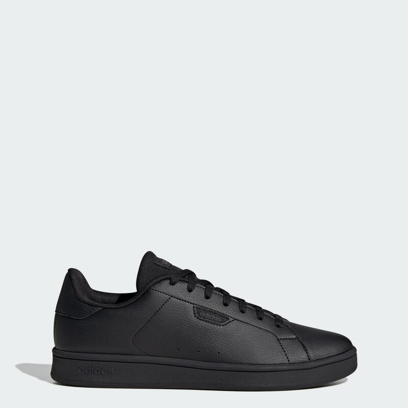 Buty Court
