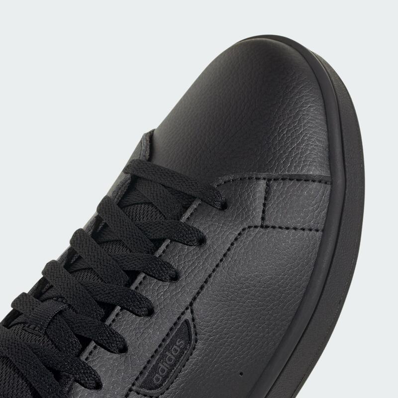 Buty Court