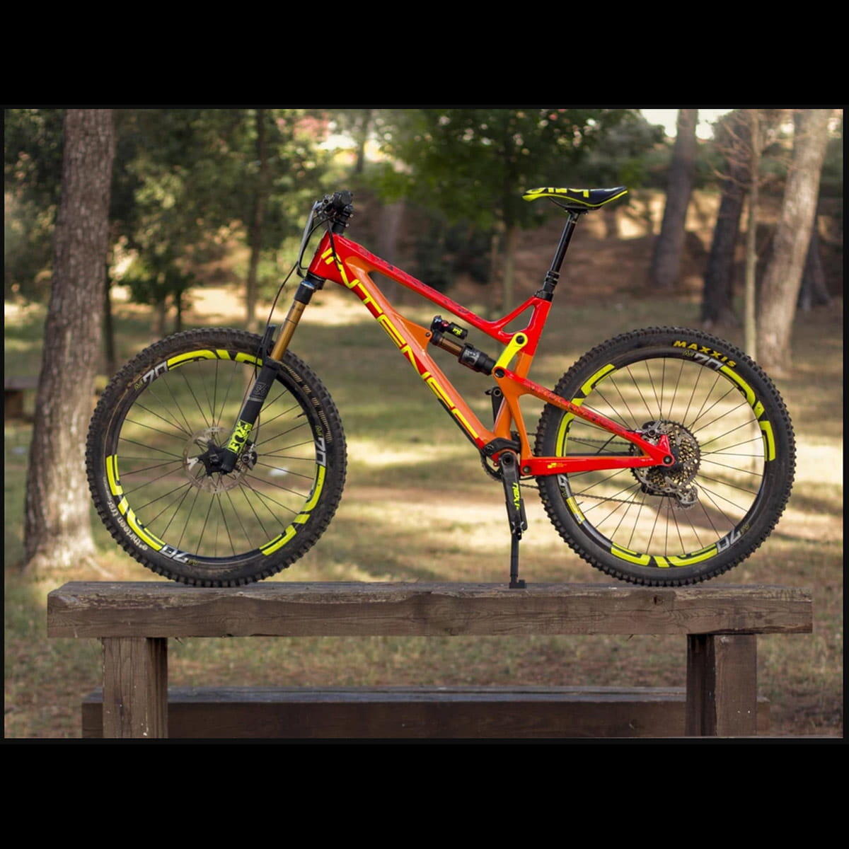 AMS Kick Stand Kruk 4/6