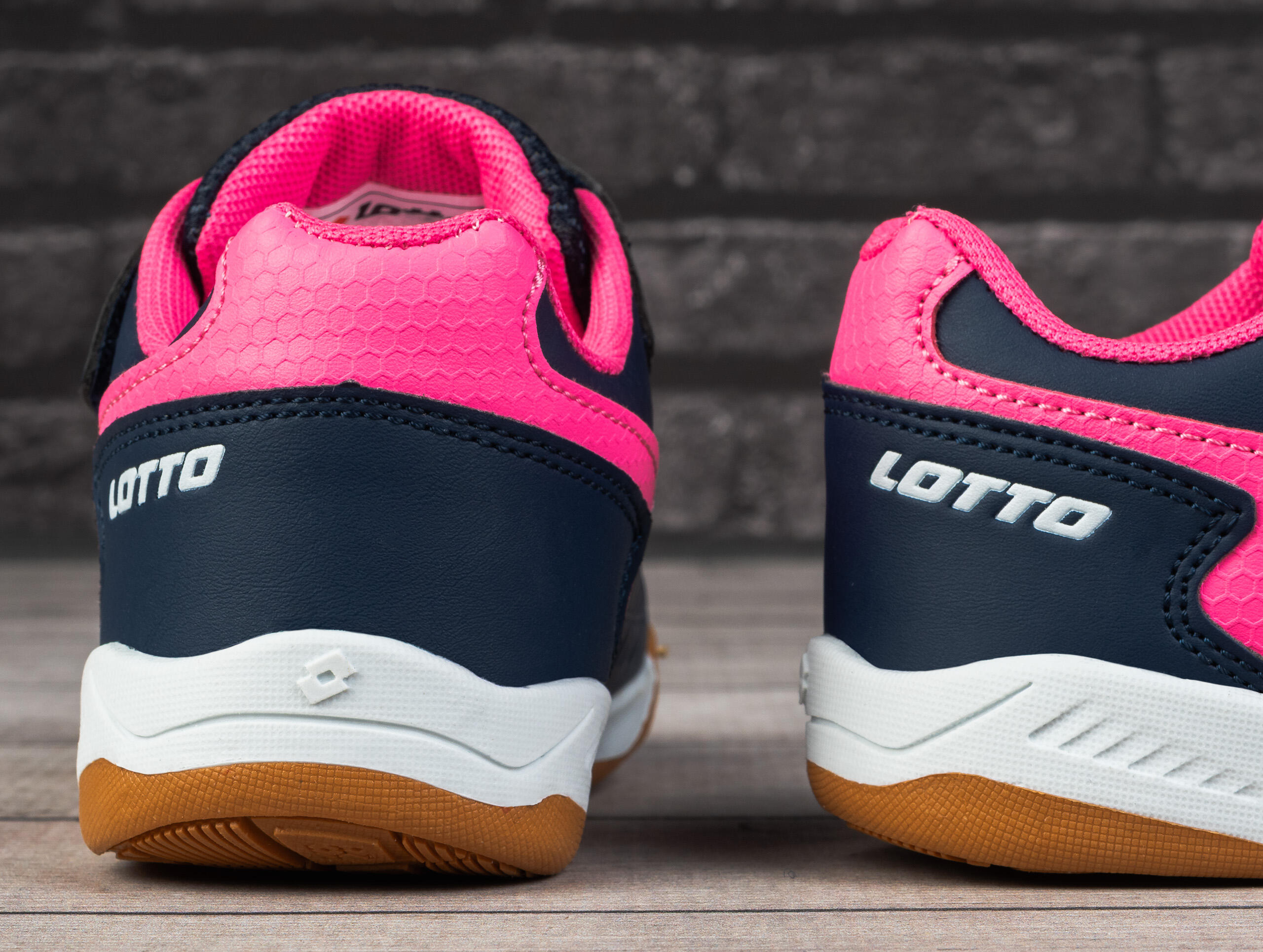 Chaussures enfants Lotto, usage quotidien et entraînements en salle. 4/7