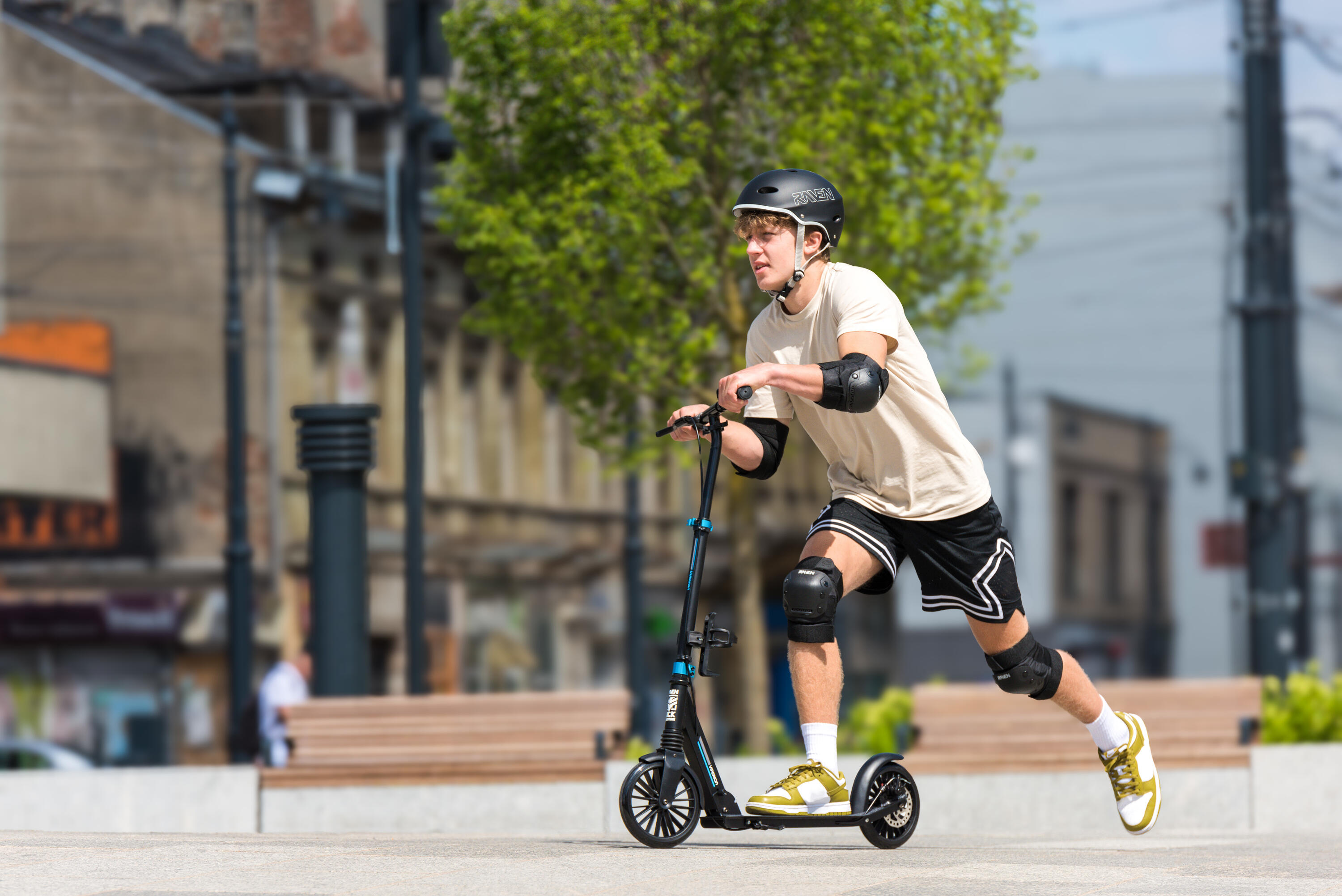 Scooter da 200 mm con freno a disco e ammortizzatore Viperion 2/7