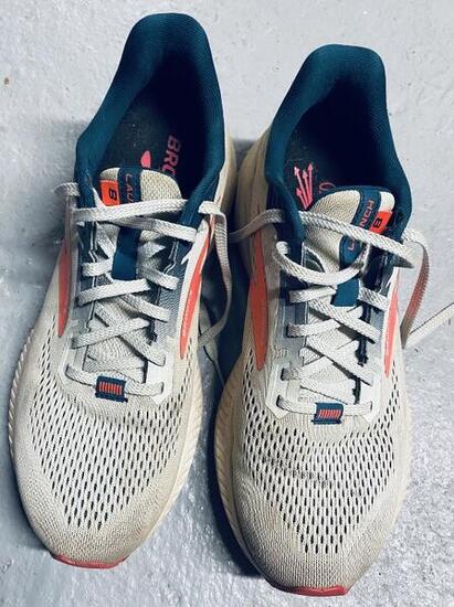 Tussen Particulieren - Brooks sportschoenen