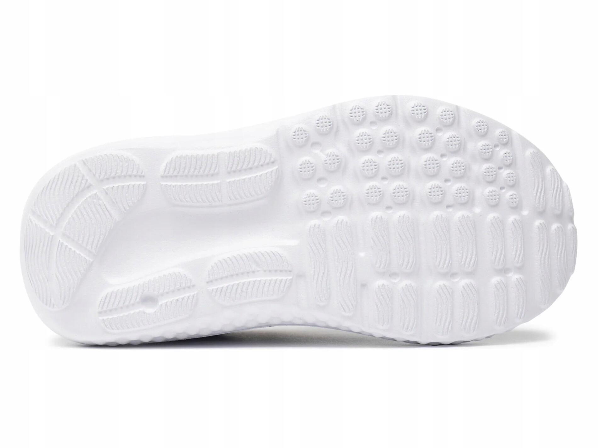 Baskets Under armour modèle 3027104-001 pour enfants 5/5