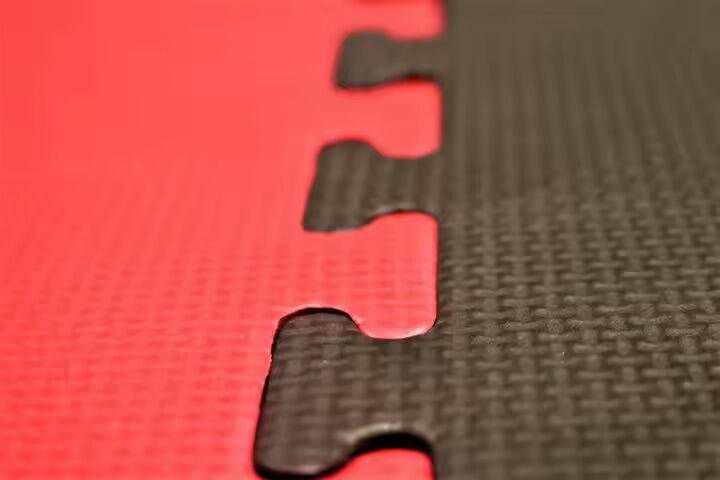 Suelo Tatami 40mm Rojo y Negro Viok Sport 2/4